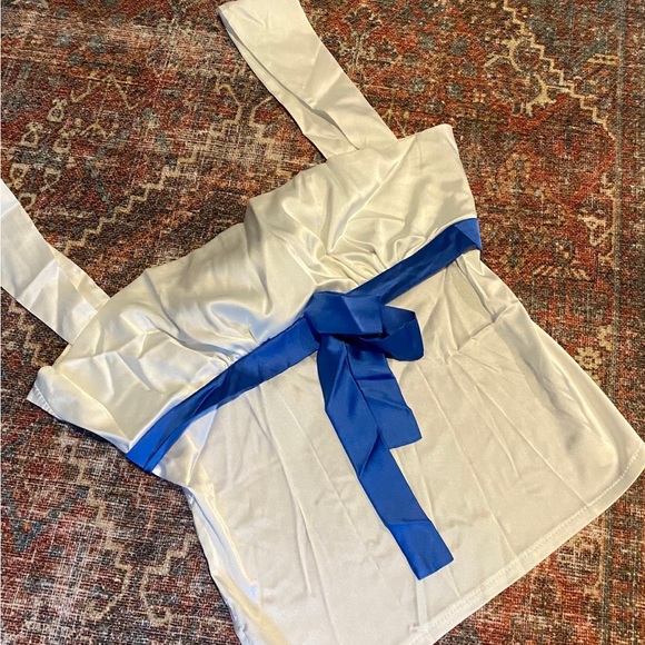 Satin Open Back Tank Top - Picture 4 of 5